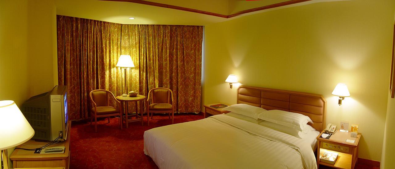Gloria Plaza Shenyang Hotel Exterior photo