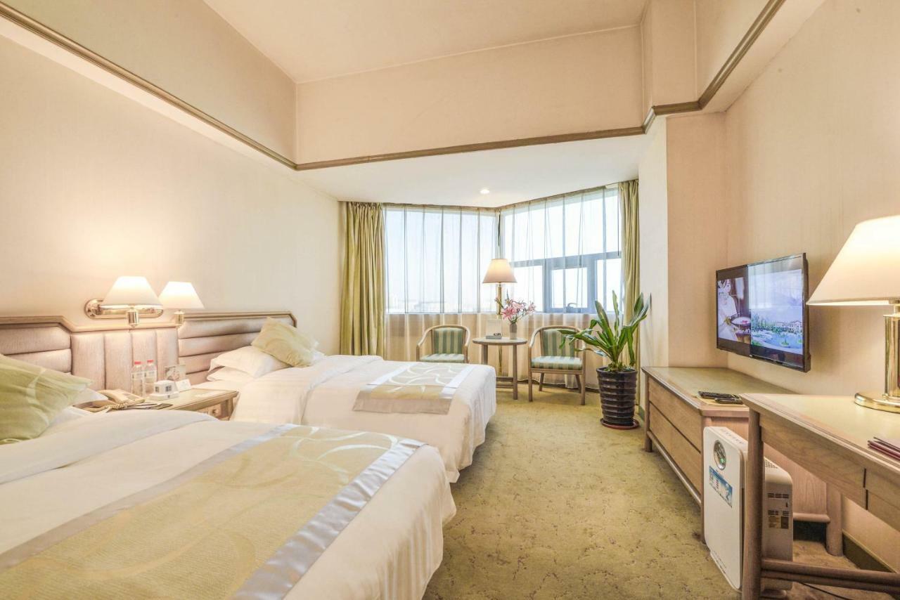 Gloria Plaza Shenyang Hotel Exterior photo